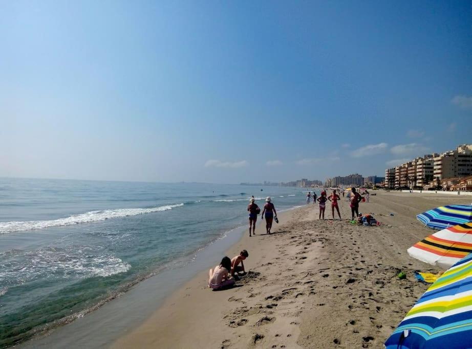 Apartamento En Primera Linea De Playa Мурсия Екстериор снимка