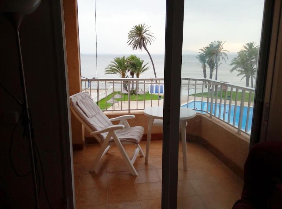 Apartamento En Primera Linea De Playa Мурсия Екстериор снимка